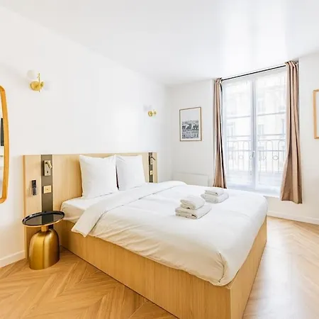 153 Luxueuse-etienne Marcel-chatelet-paris 3 Apartment *