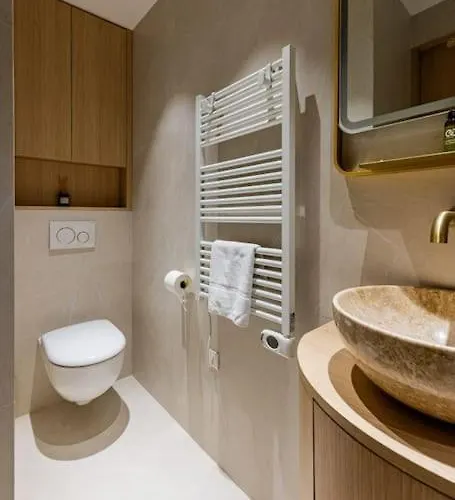 153 Luxueuse-etienne Marcel-chatelet-paris 3 Paříž