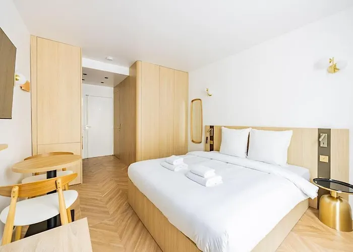153 Luxueuse-etienne Marcel-chatelet-paris 3 Apartmán