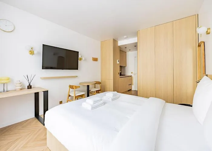 153 Luxueuse-etienne Marcel-chatelet-paris 3 *